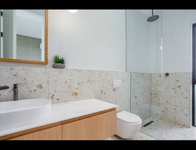 4 BEDROOM HOUSE FOR SALE IN PEARL VALLEY GOLF & COUNTRY ESTATE